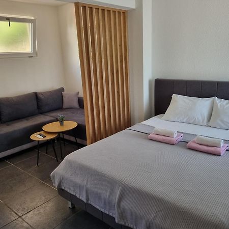 בודווה Apartmani Mihailovic מראה חיצוני תמונה