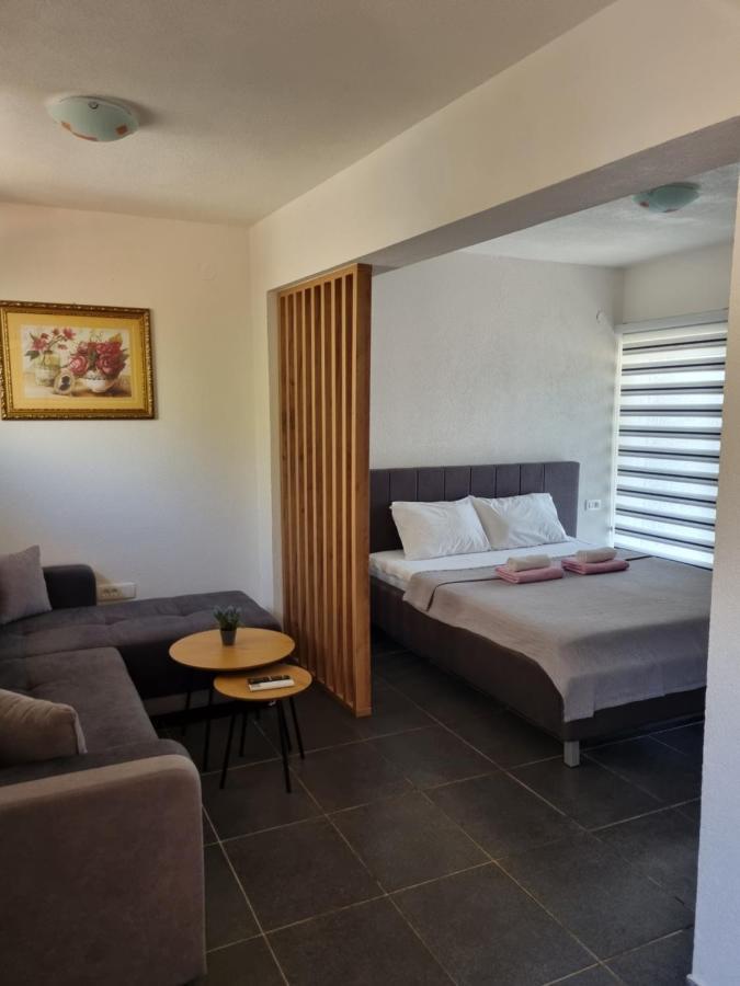 בודווה Apartmani Mihailovic מראה חיצוני תמונה