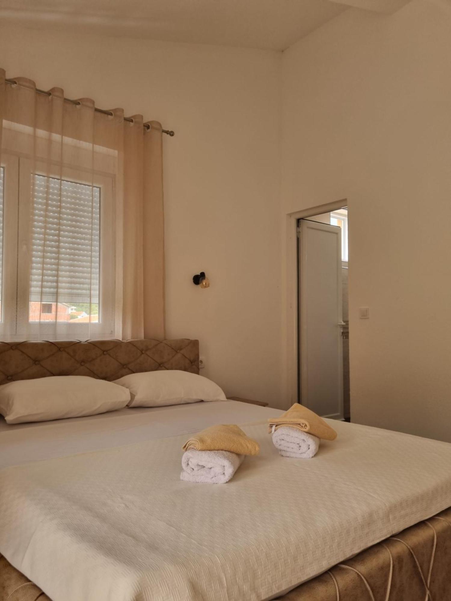 בודווה Apartmani Mihailovic מראה חיצוני תמונה