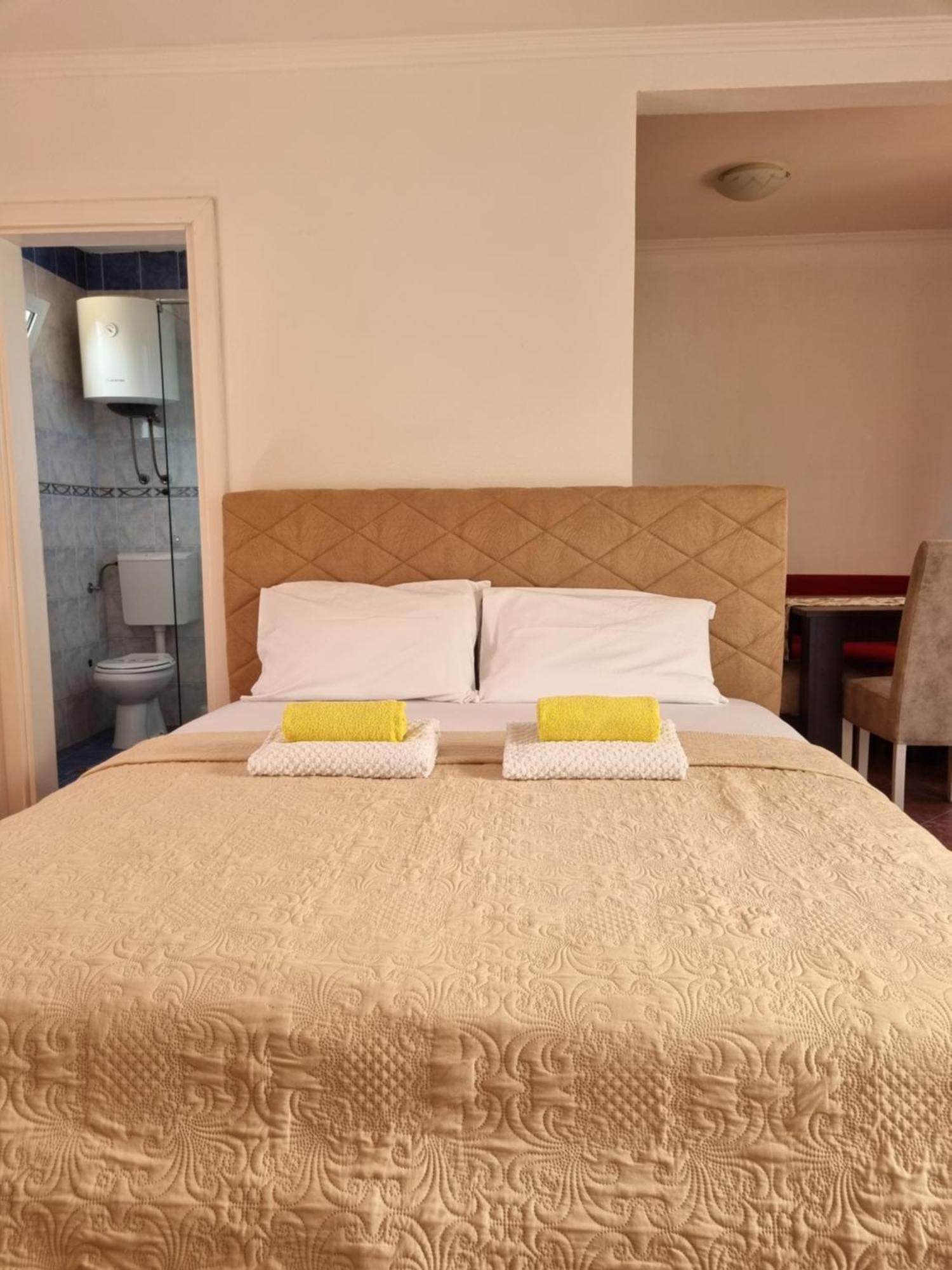 בודווה Apartmani Mihailovic מראה חיצוני תמונה