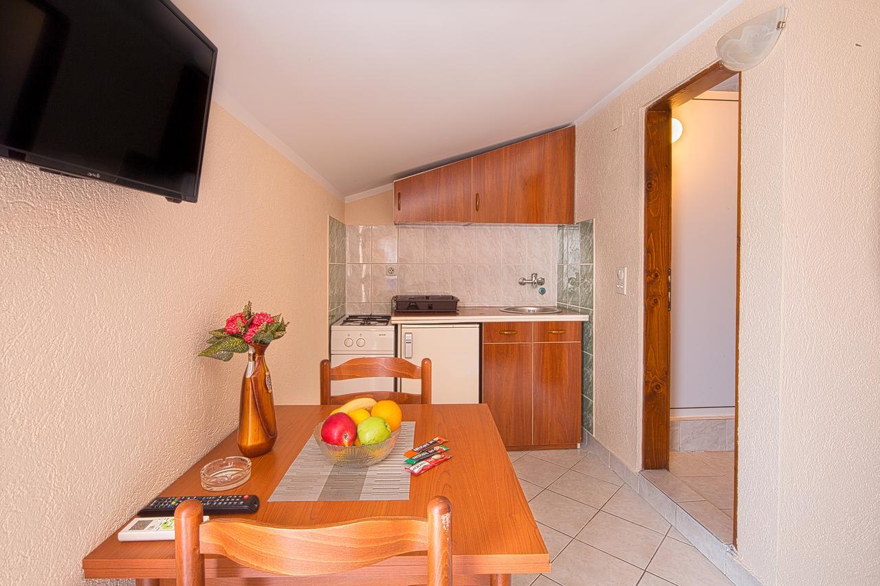 בודווה Apartmani Mihailovic מראה חיצוני תמונה