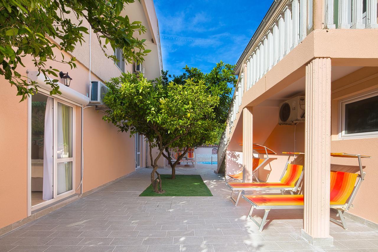 בודווה Apartmani Mihailovic מראה חיצוני תמונה