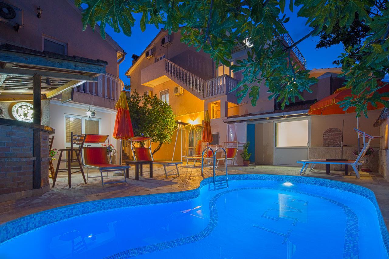 בודווה Apartmani Mihailovic מראה חיצוני תמונה